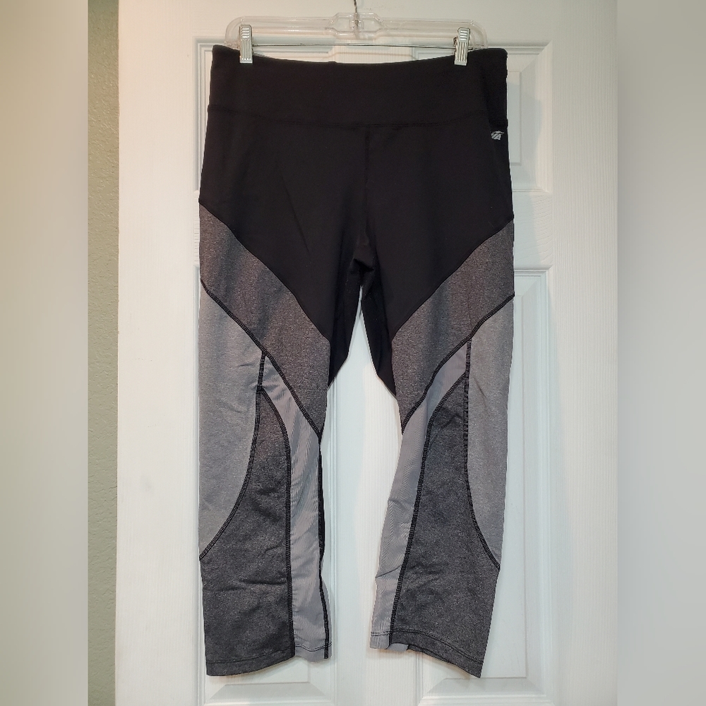 Avia Workout Crop Leggings